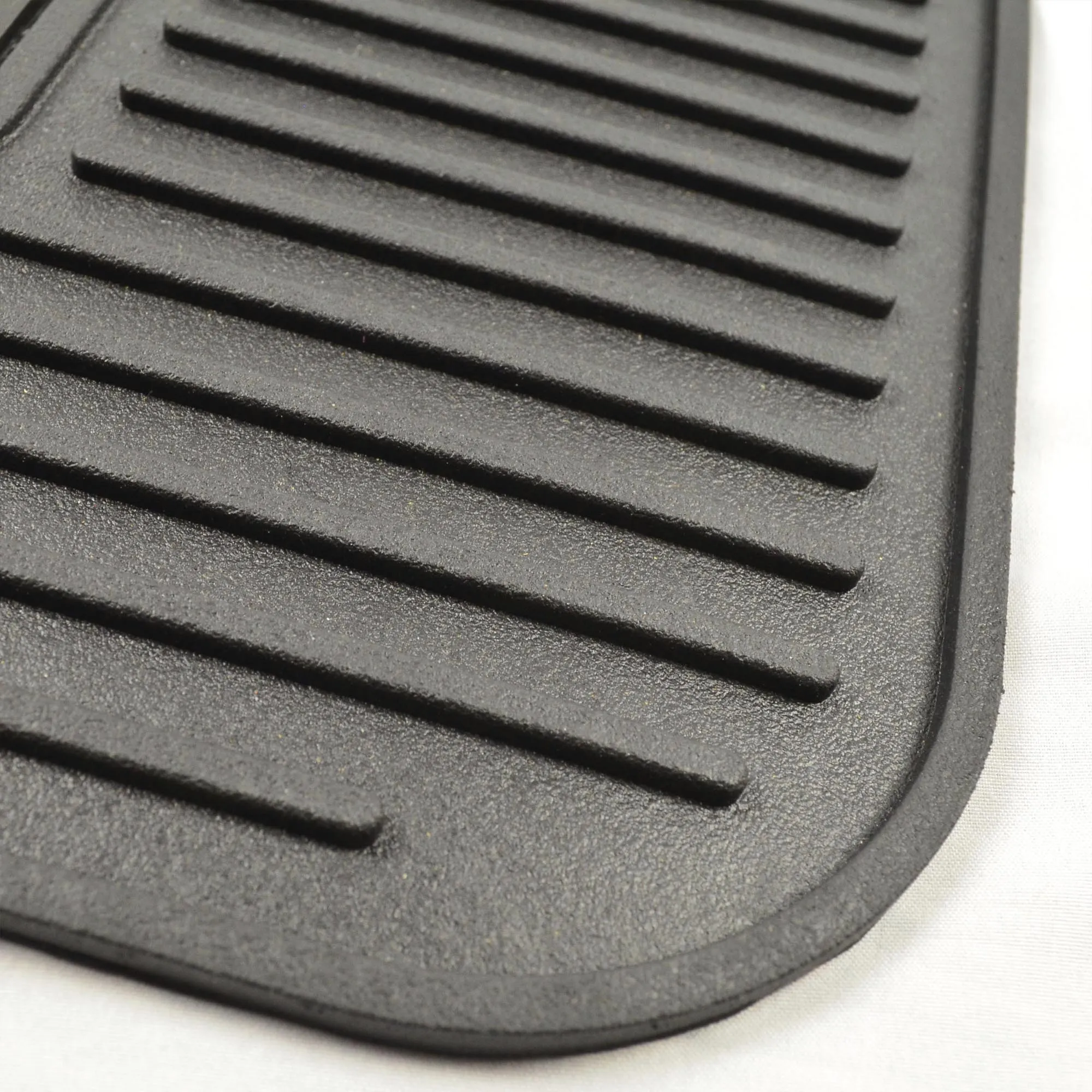 Fanmats Indiana Hooisers Back Seat Car Utility Mats - 2 Piece Set