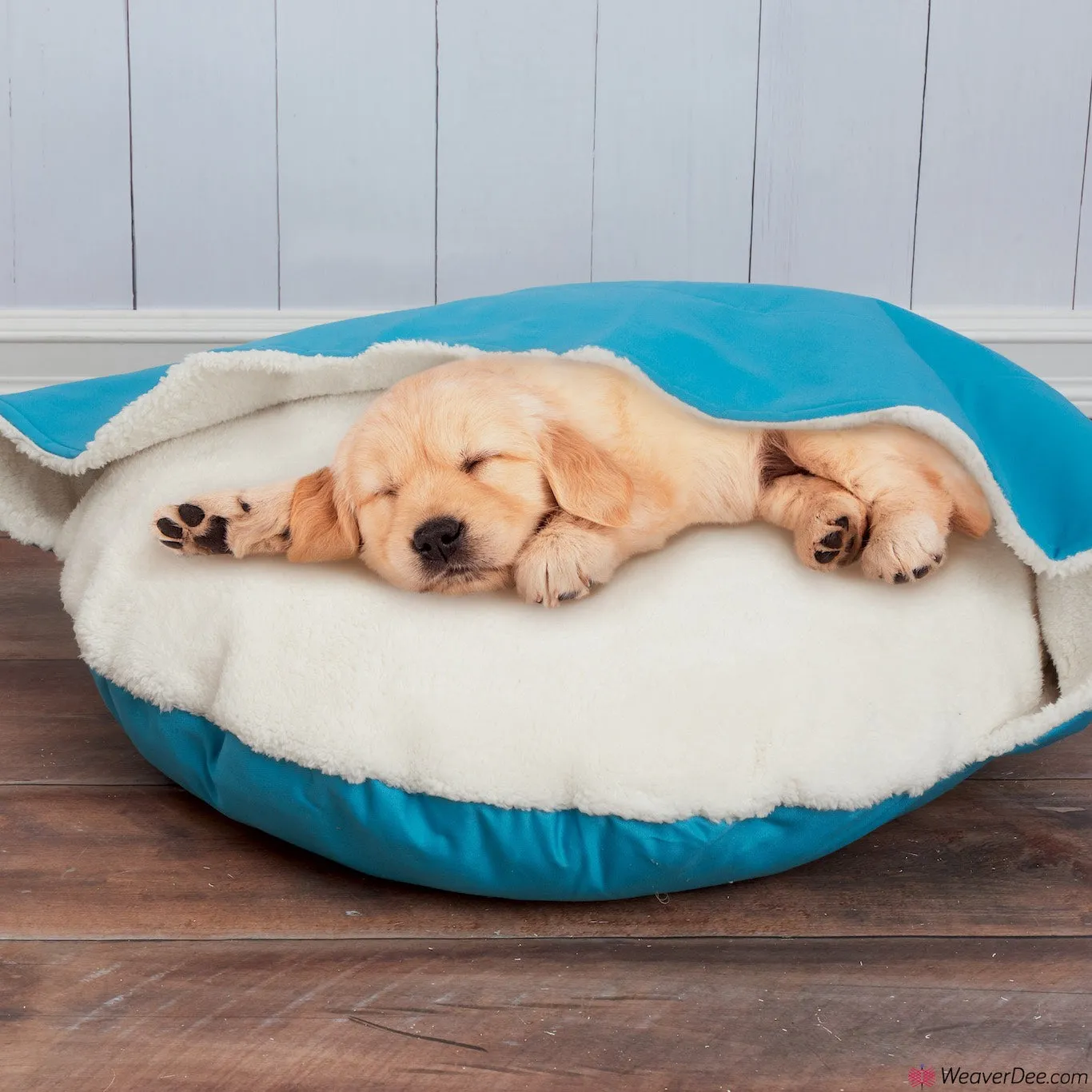 Simplicity Pattern S9445 Pet Bed in 2 Sizes, Chair Cover & Play Mats